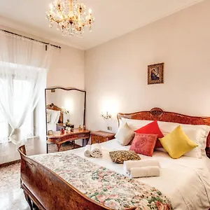 https://warm-apt-in-ancient-building-in-vatican-p-s-pietro.it-romehotels.com